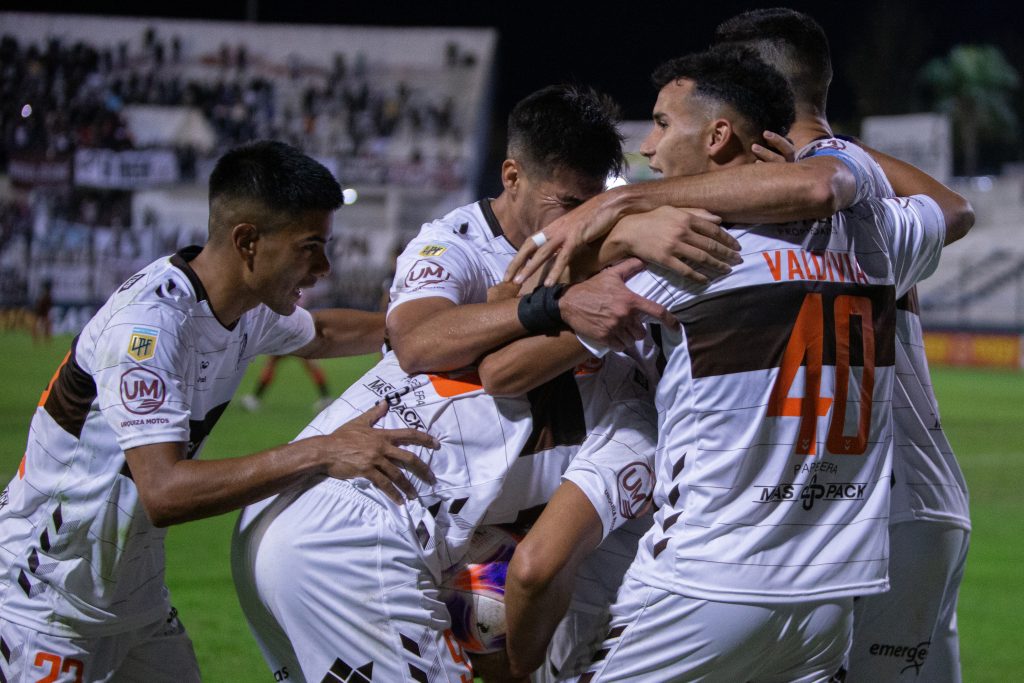 Triunfo y clasificación Club Atlético Platense